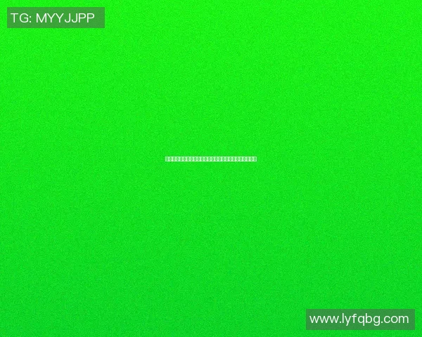 足球明星携手推出限量版按动笔引领时尚与运动的完美结合