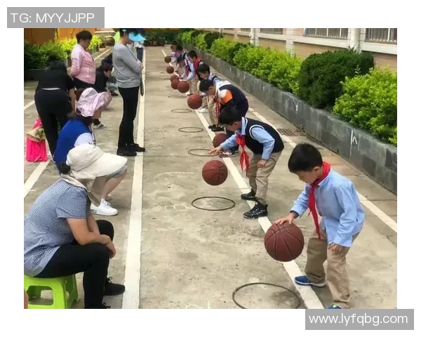 蔡徐坤篮球梦启航明星之路展现青春活力与运动魅力 蔡徐坤篮球梦启航明星之路展现青春活力与运动魅力